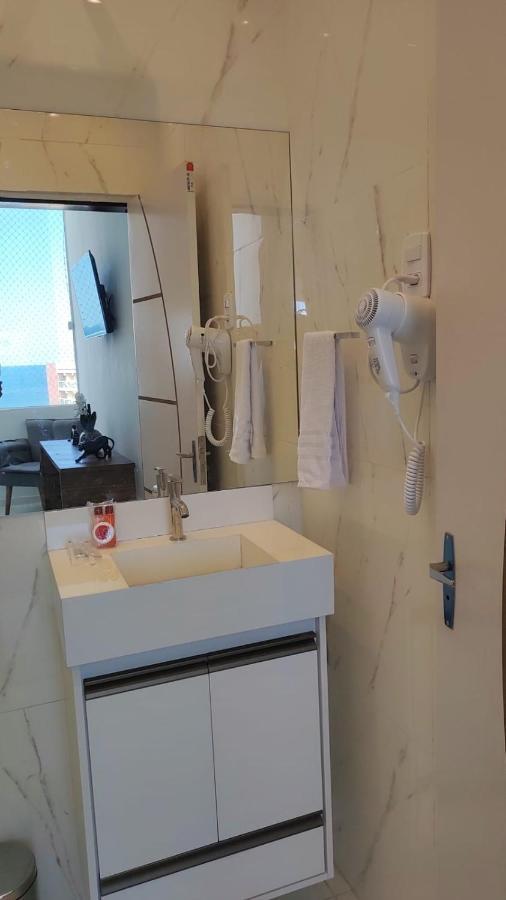 Belíssimo Apto Vista Mar Espetacular Na Barra - 100 Metros Da Praia! Apartamento Salvador